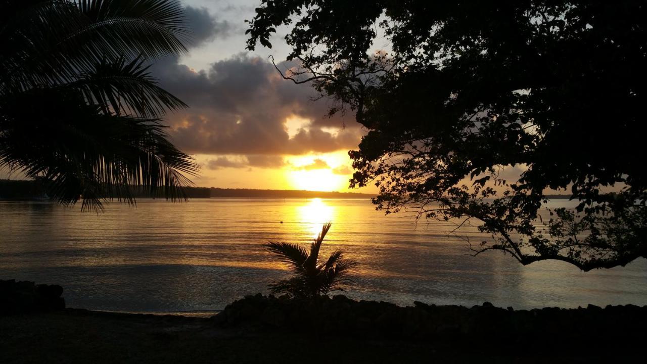 Santo Seaside Villas Luganville Buitenkant foto